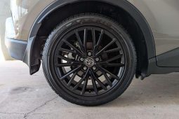 
										2020 Toyota C-HR Koba 1.8L Hybrid Auto Grey full									
