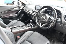 
										2018 Mazda 3 Touring 2.0L Auto Sedan full									