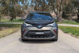 
										2020 Toyota C-HR Koba 1.8L Hybrid Auto Grey full									