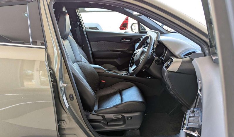 
								2020 Toyota C-HR Koba 1.8L Hybrid Auto Grey full									