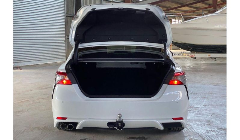 
								2019 Toyota Camry Ascent Sport Hybrid 2.5L full									