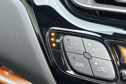 
										2020 Toyota C-HR Koba Hybrid 1.8L Auto full									