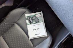 
										2020 Toyota C-HR Koba 1.8L Hybrid Auto Grey full									