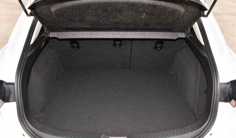 
								2017 Mazda 3 Touring 2.0L Auto Hatchback full									