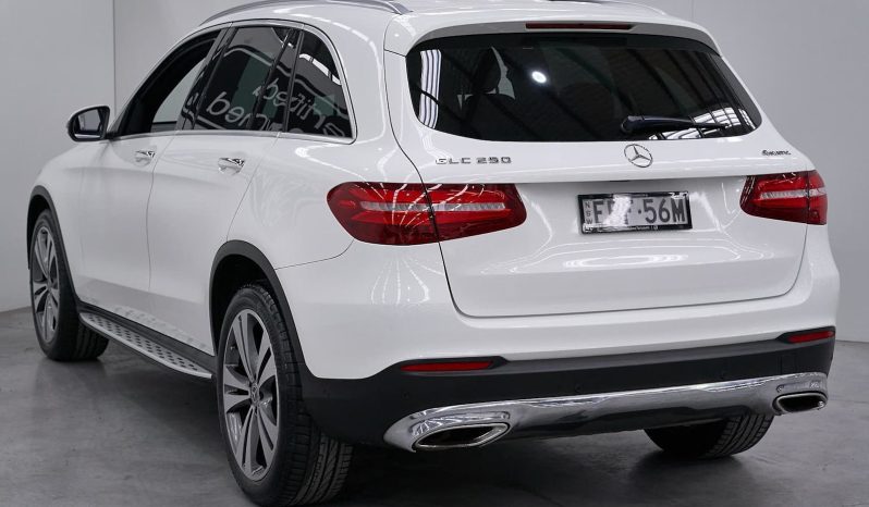
								2019 Mercedes-Benz GLC250 4MATIC Auto SUV full									