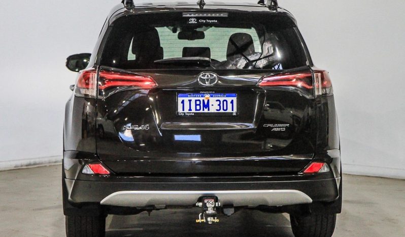 
								2018 Toyota RAV4 Cruiser 2.5L Auto AWD 2.5L full									