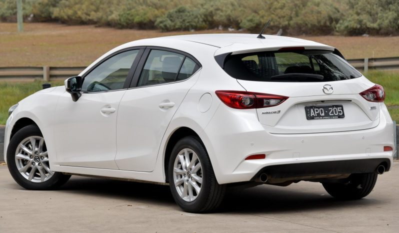 
								2017 Mazda 3 Touring 2.0L Auto Hatchback full									