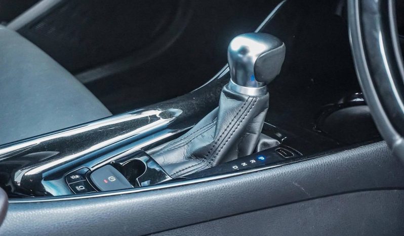 
								2019 Toyota C-HR 1.2L Turbo Auto SUV full									