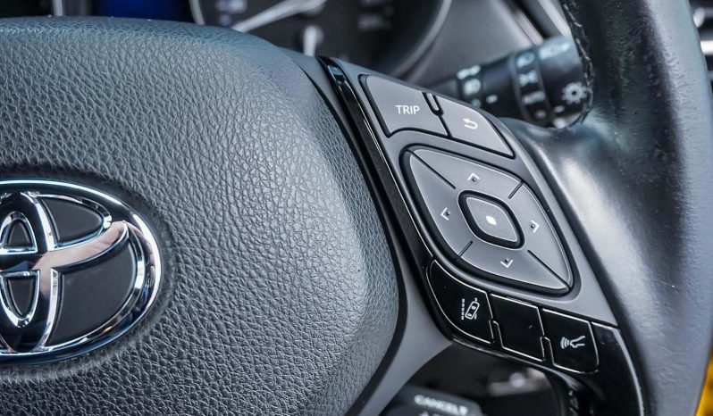 
								2019 Toyota C-HR 1.2L Turbo Auto SUV full									