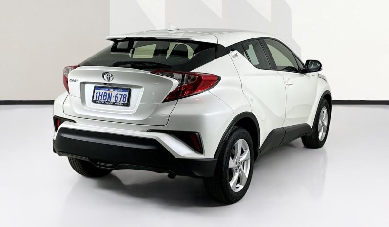 
								2019 Toyota C-HR 1.2L Turbo Auto 2WD SUV full									