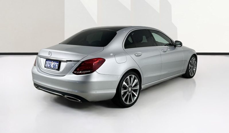 
								2016 Mercedes-Benz C250 2.0L Turbo Sedan full									