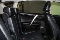 
										2018 Toyota RAV4 Cruiser 2.5L Auto AWD 2.5L full									