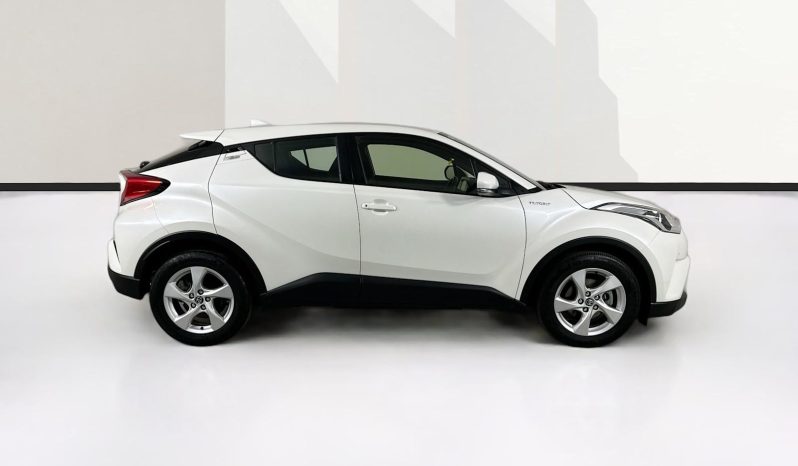 
								2019 Toyota C-HR 1.2L Turbo Auto 2WD SUV full									