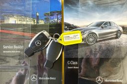 
										2016 Mercedes-Benz C250 2.0L Turbo Sedan full									