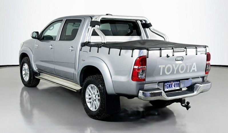 
								2015 Toyota Hilux SR5 3.0L Diesel 4×4 Dual Cab full									