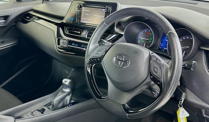 
								2019 Toyota C-HR 1.2L Turbo Auto 2WD SUV full									