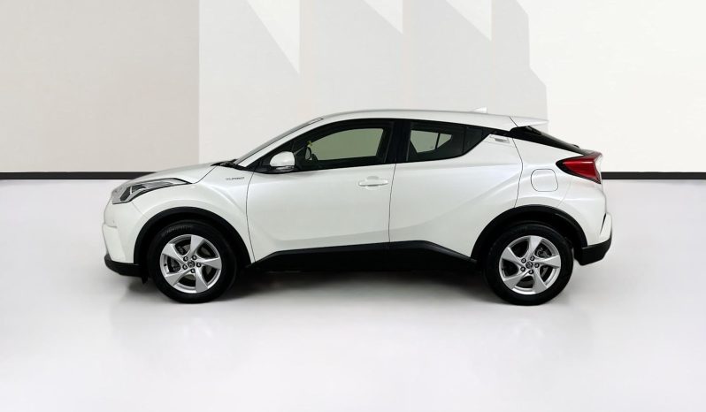 
								2019 Toyota C-HR 1.2L Turbo Auto 2WD SUV full									