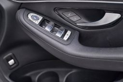 
										2019 Mercedes-Benz GLC250 4MATIC Auto SUV full									