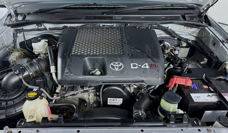 
								2015 Toyota Hilux SR5 3.0L Diesel 4×4 Dual Cab full									