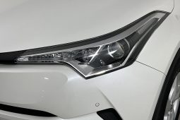 
										2019 Toyota C-HR 1.2L Turbo Auto 2WD SUV full									