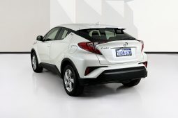 
										2019 Toyota C-HR 1.2L Turbo Auto 2WD SUV full									