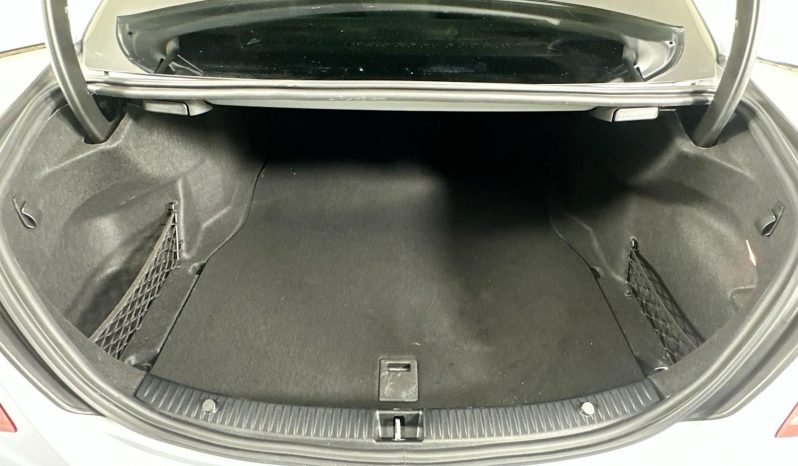 
								2016 Mercedes-Benz C250 2.0L Turbo Sedan full									