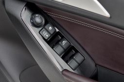 
										2017 Mazda 3 Touring 2.0L Auto Hatchback full									
