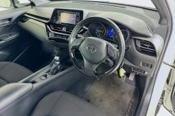 
										2019 Toyota C-HR 1.2L Turbo Auto 2WD SUV full									
