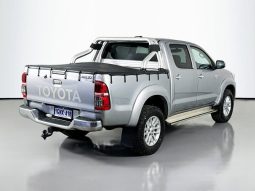 
										2015 Toyota Hilux SR5 3.0L Diesel 4×4 Dual Cab full									