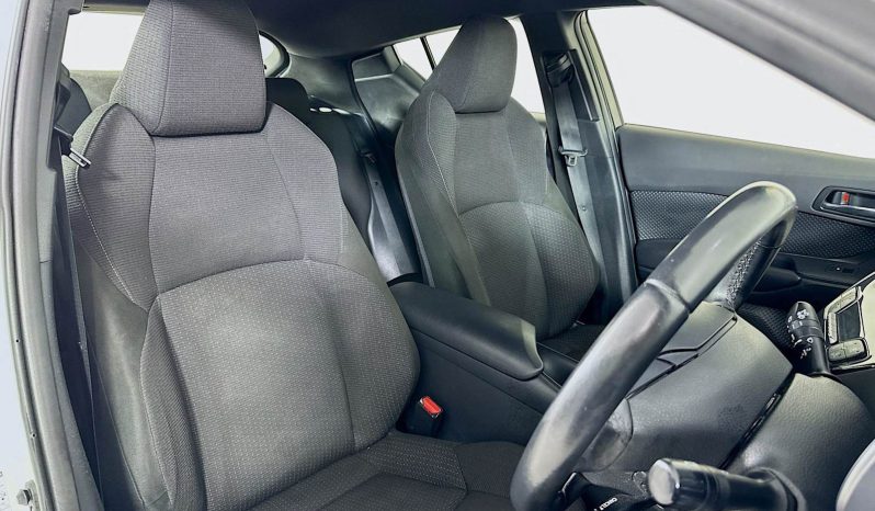 
								2019 Toyota C-HR 1.2L Turbo Auto 2WD SUV full									