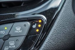 
										2019 Toyota C-HR 1.2L Turbo Auto SUV full									
