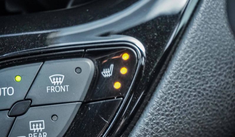 
								2019 Toyota C-HR 1.2L Turbo Auto SUV full									
