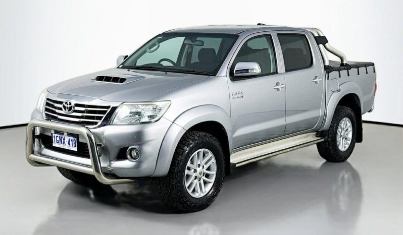 
								2015 Toyota Hilux SR5 3.0L Diesel 4×4 Dual Cab full									
