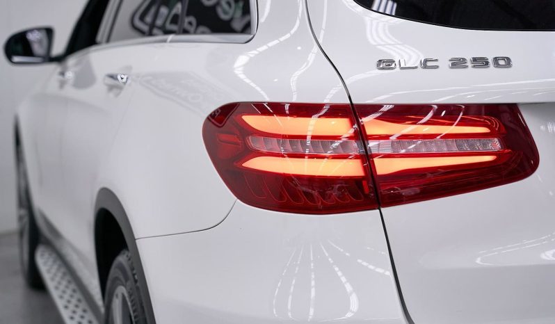 
								2019 Mercedes-Benz GLC250 4MATIC Auto SUV full									