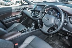 
										2019 Toyota C-HR 1.2L Turbo Auto SUV full									